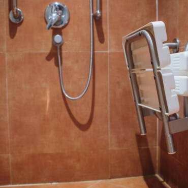 Accessible Showers: A Guide to Safe Bathing for Seniors